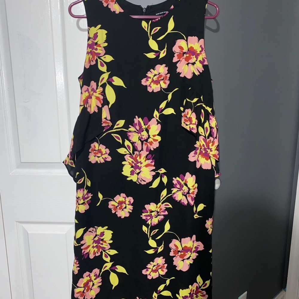 Who What Wear Black Floral Dress size Medium